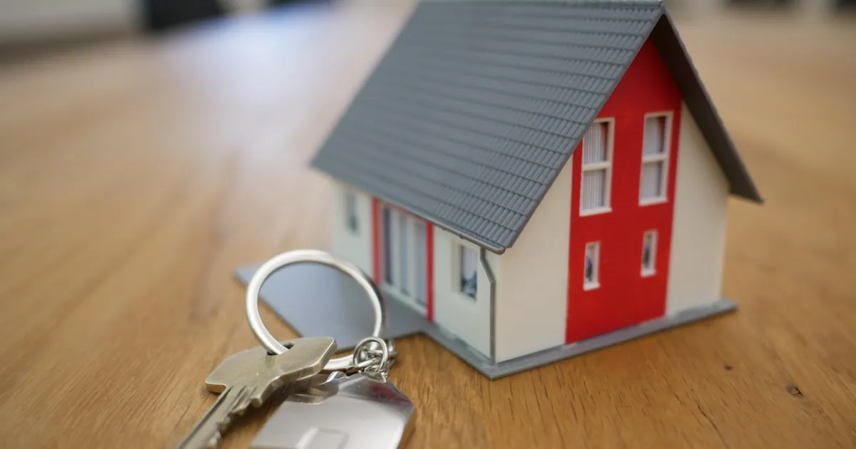 What Is Effecting Real Estate Sales Growth In Fy 26-27 Q1